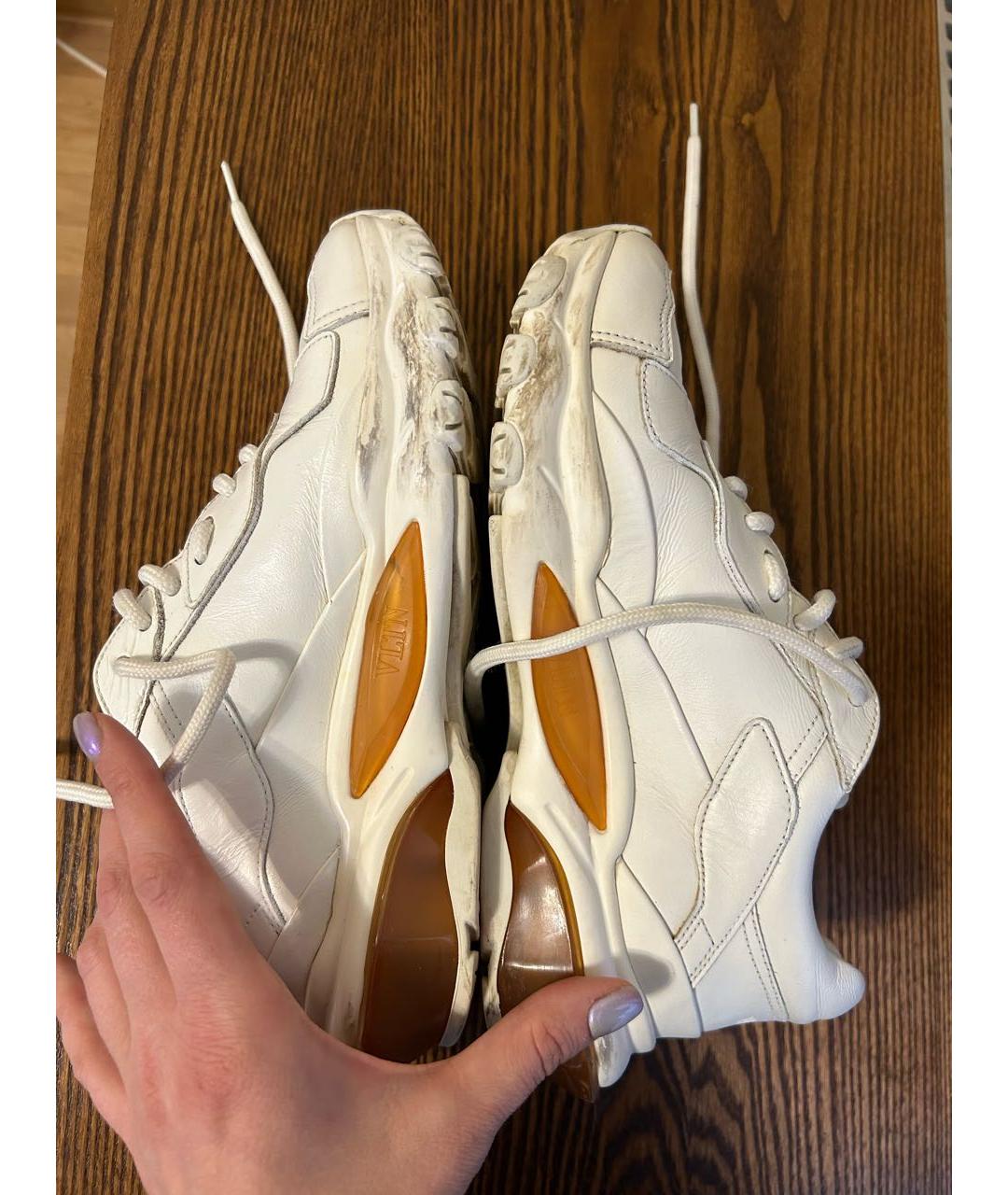 VALENTINO Белые кожаные кроссовки, фото 4