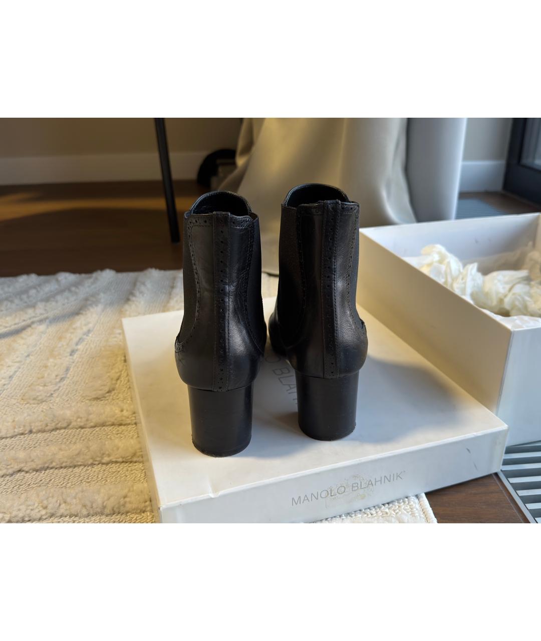 MANOLO BLAHNIK Черные кожаные ботильоны, фото 4