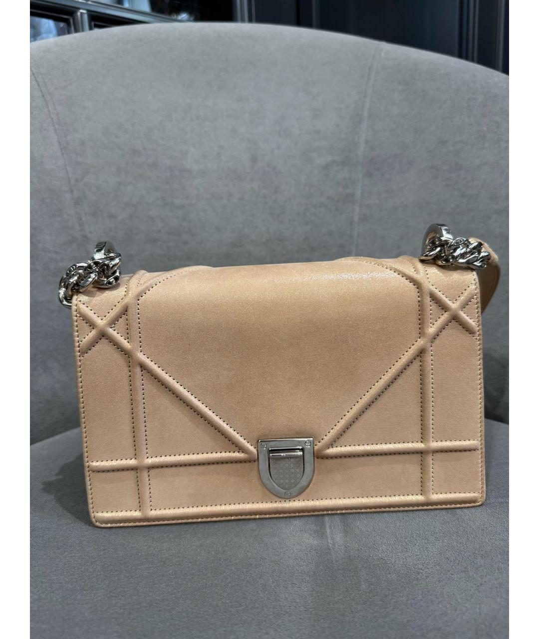 CHRISTIAN DIOR Бежевая кожаная сумка через плечо, фото 2