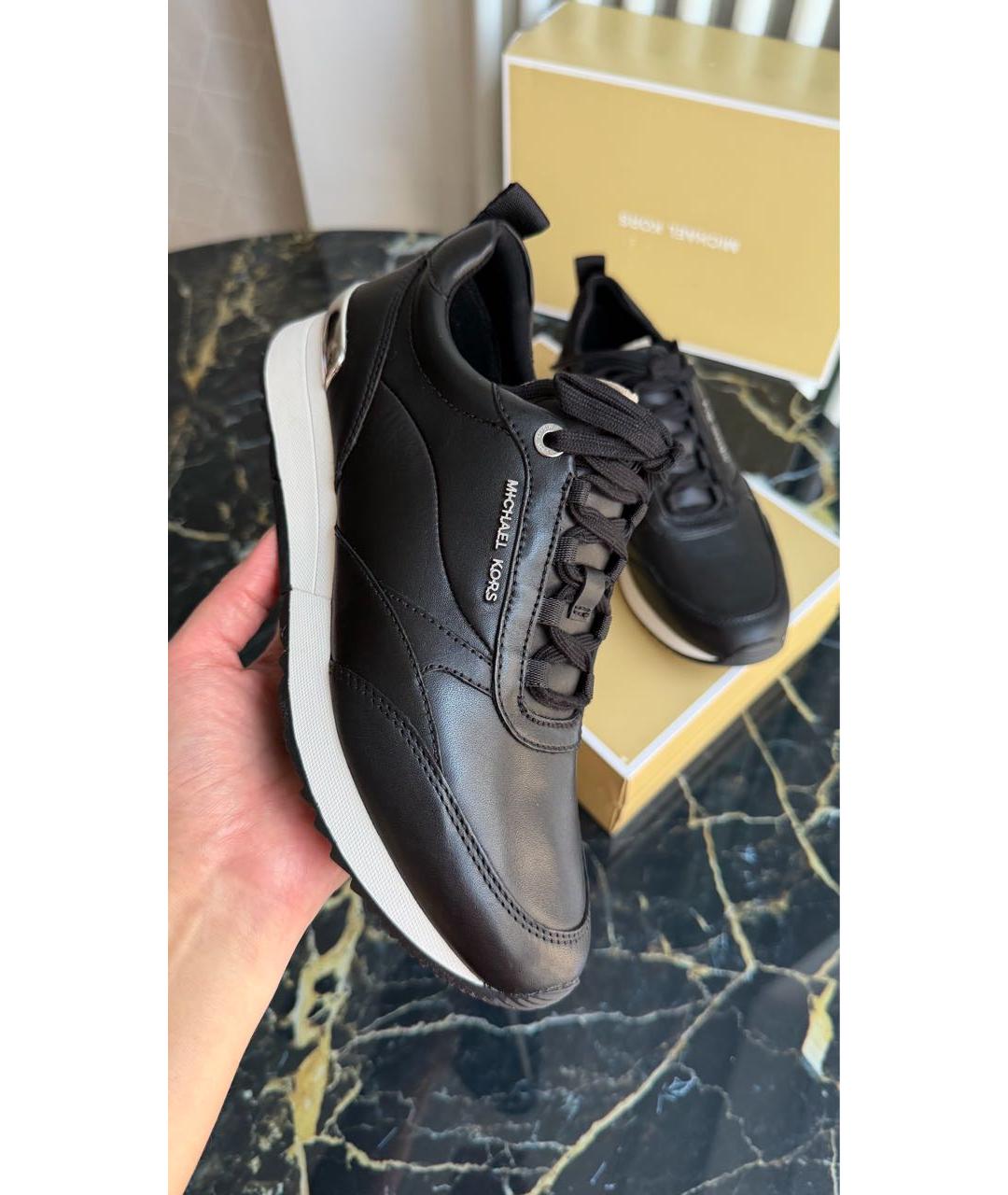 MICHAEL KORS Черные кожаные кроссовки, фото 4