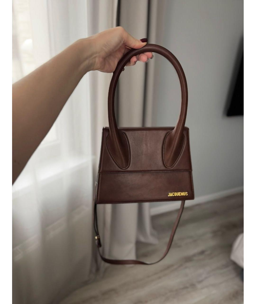 JACQUEMUS Коричневая кожаная сумка с короткими ручками, фото 8