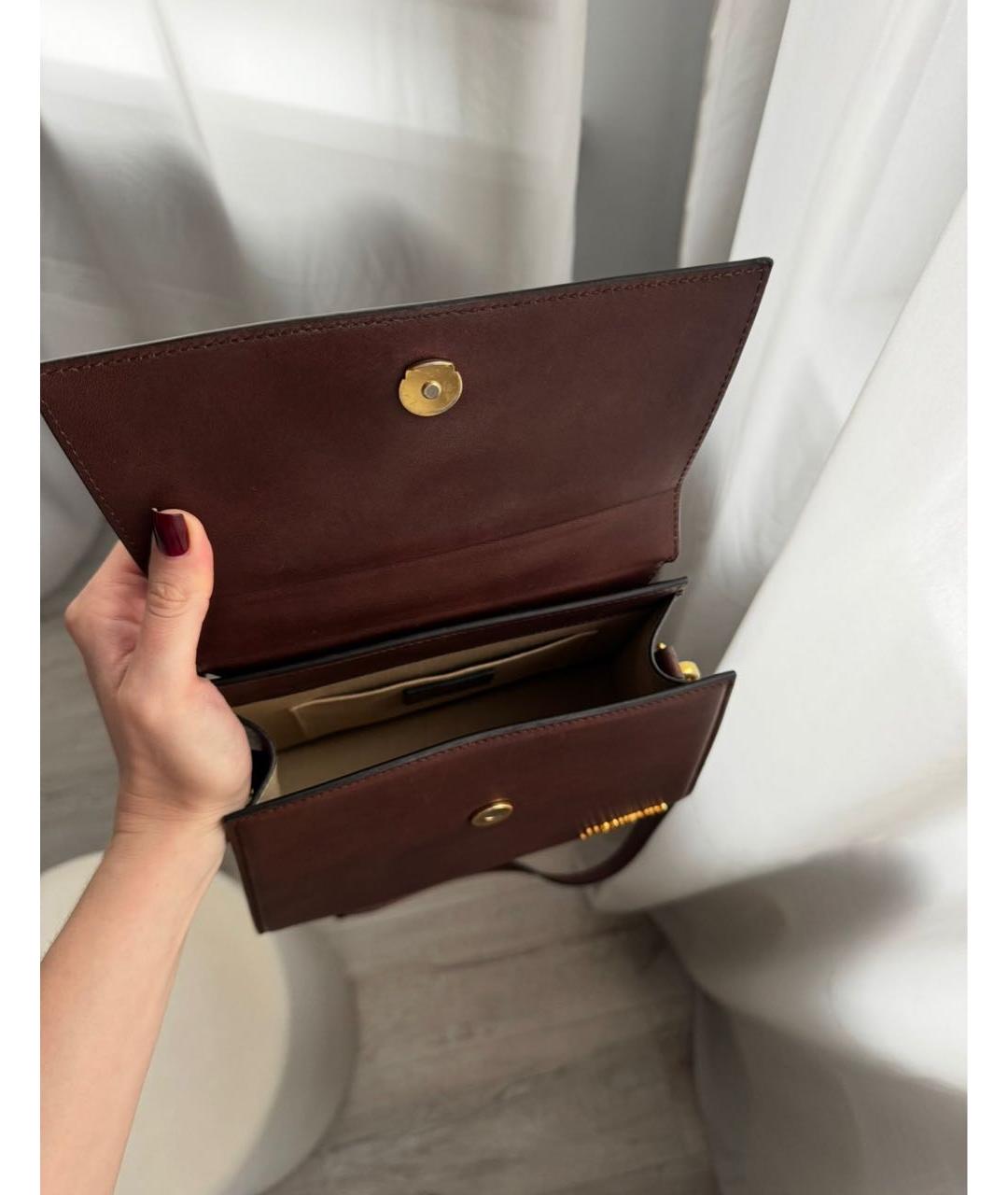 JACQUEMUS Коричневая кожаная сумка с короткими ручками, фото 5