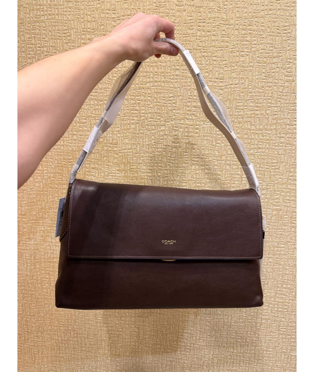 COACH Коричневая кожаная сумка с короткими ручками, фото 4
