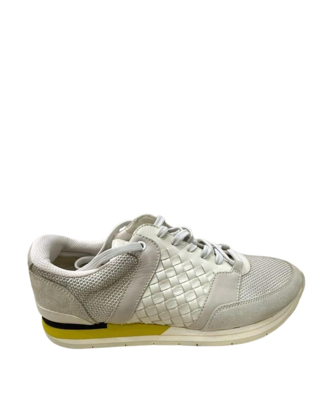 BOTTEGA VENETA Белые низкие кроссовки / кеды, фото 1