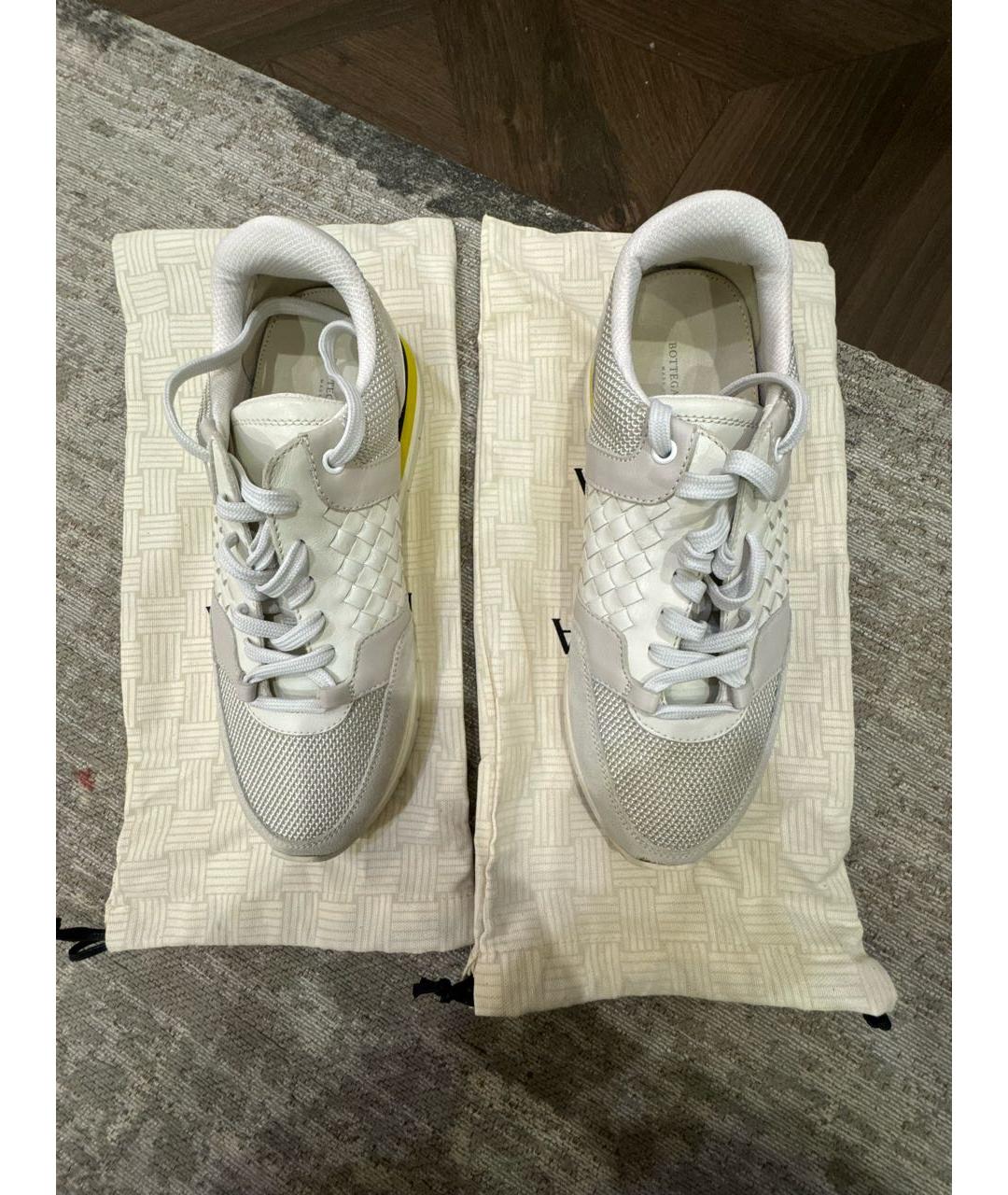 BOTTEGA VENETA Белые низкие кроссовки / кеды, фото 3