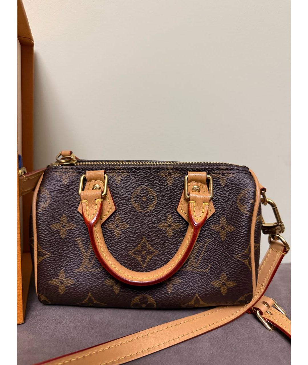 LOUIS VUITTON Коричневая сумка с короткими ручками, фото 3