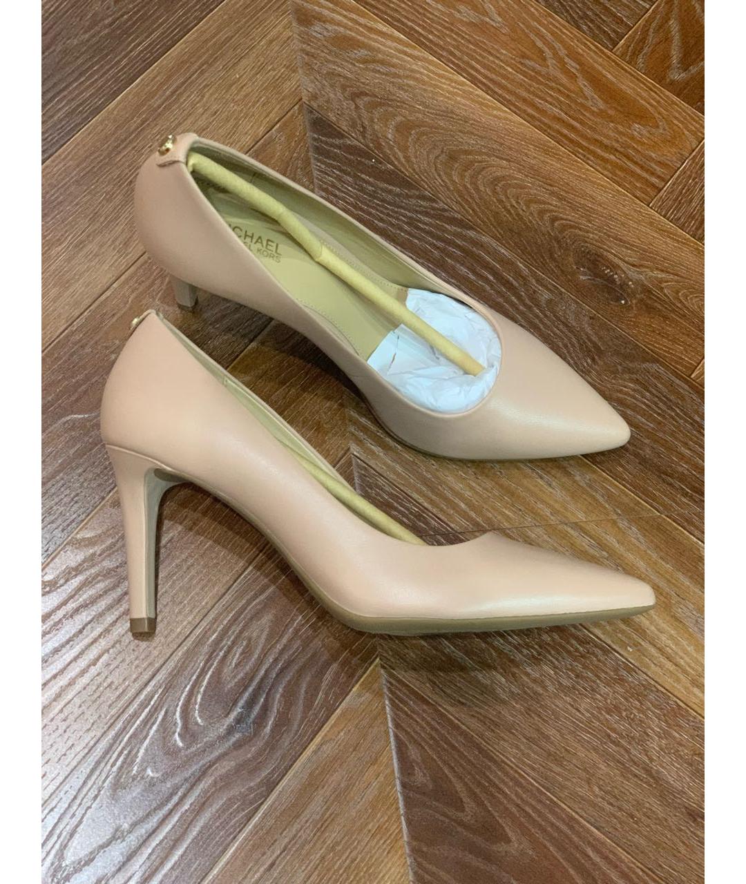 MICHAEL KORS Бежевые кожаные туфли, фото 6