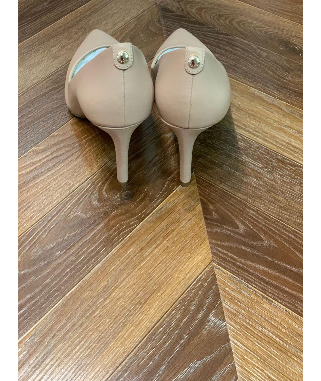 MICHAEL KORS Бежевые кожаные туфли, фото 4