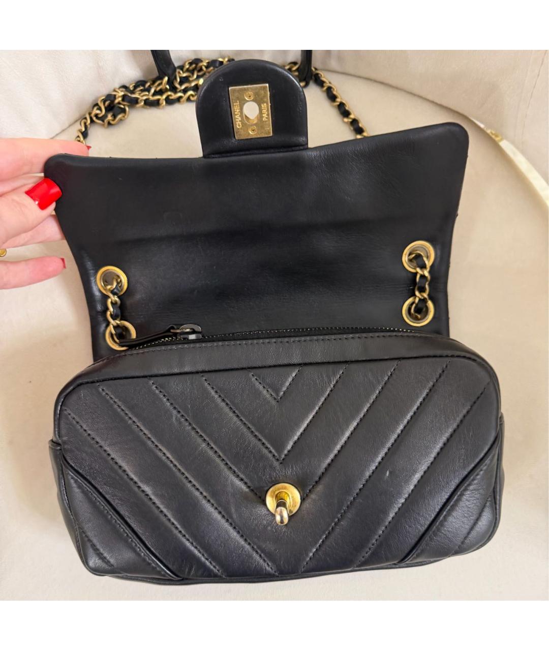 CHANEL Черная кожаная сумка через плечо, фото 4