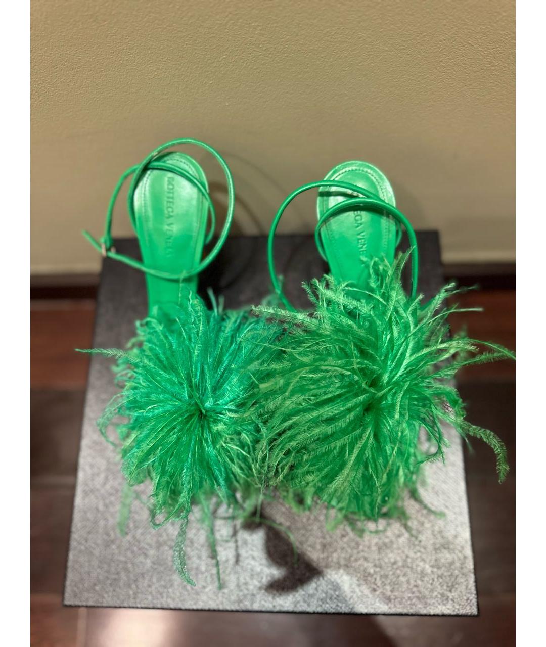 BOTTEGA VENETA Зеленые кожаные босоножки, фото 2