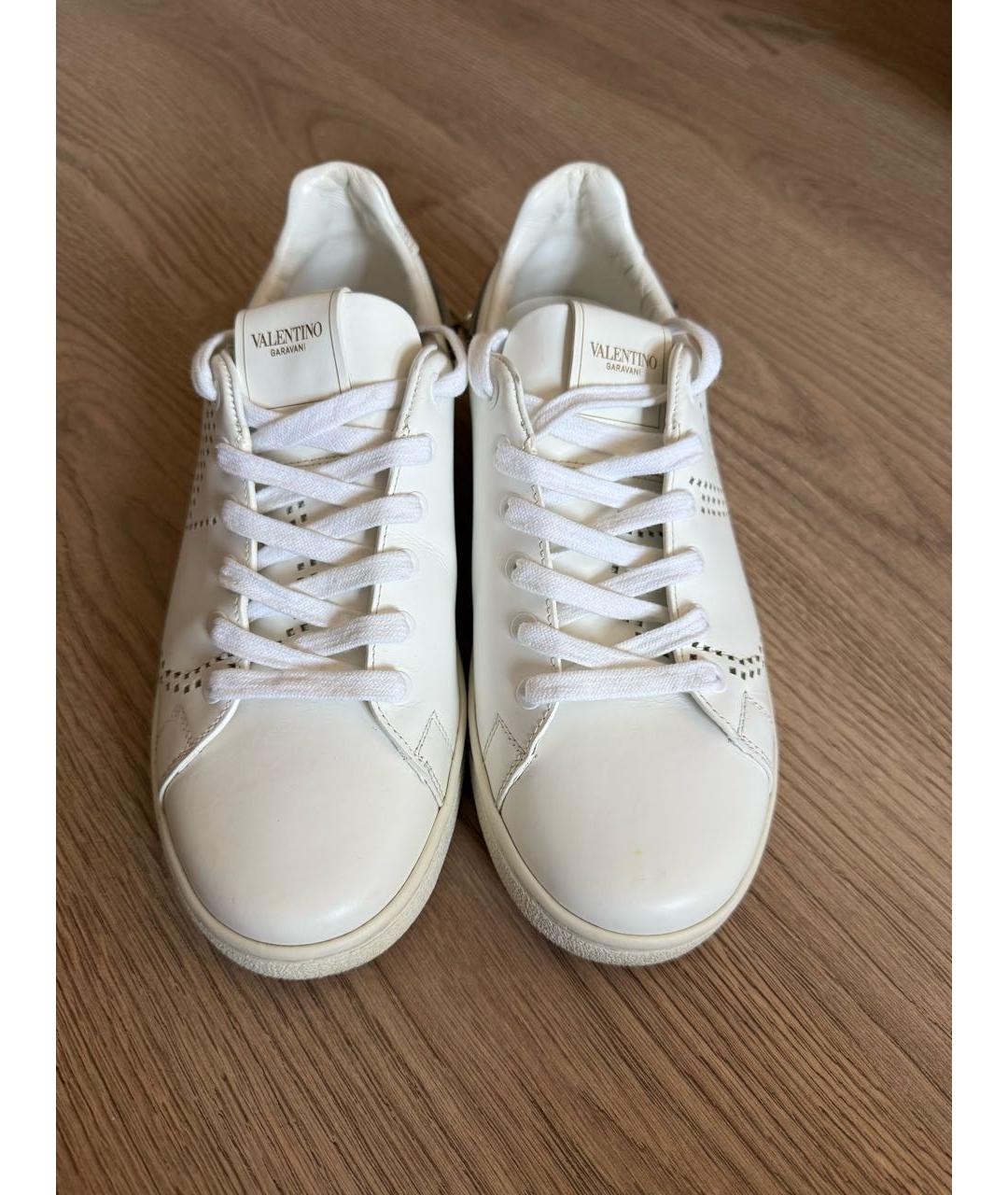 VALENTINO Белые кожаные кеды, фото 2