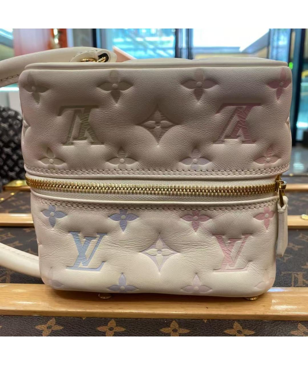 LOUIS VUITTON Белая кожаная сумка с короткими ручками, фото 7