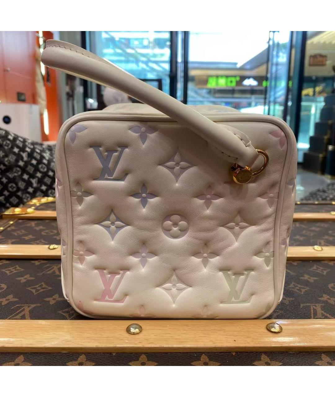 LOUIS VUITTON Белая кожаная сумка с короткими ручками, фото 2