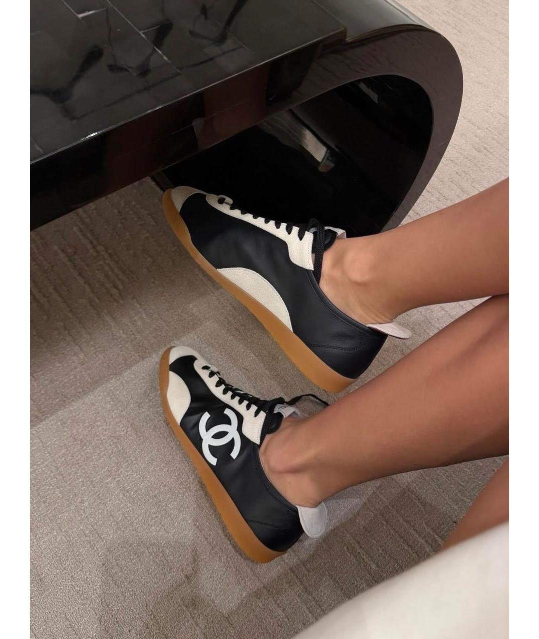 CHANEL Черные кожаные кроссовки, фото 2