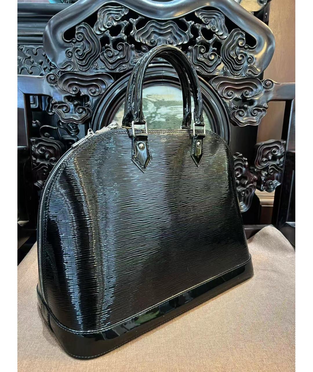 LOUIS VUITTON Черная бархатная сумка с короткими ручками, фото 2