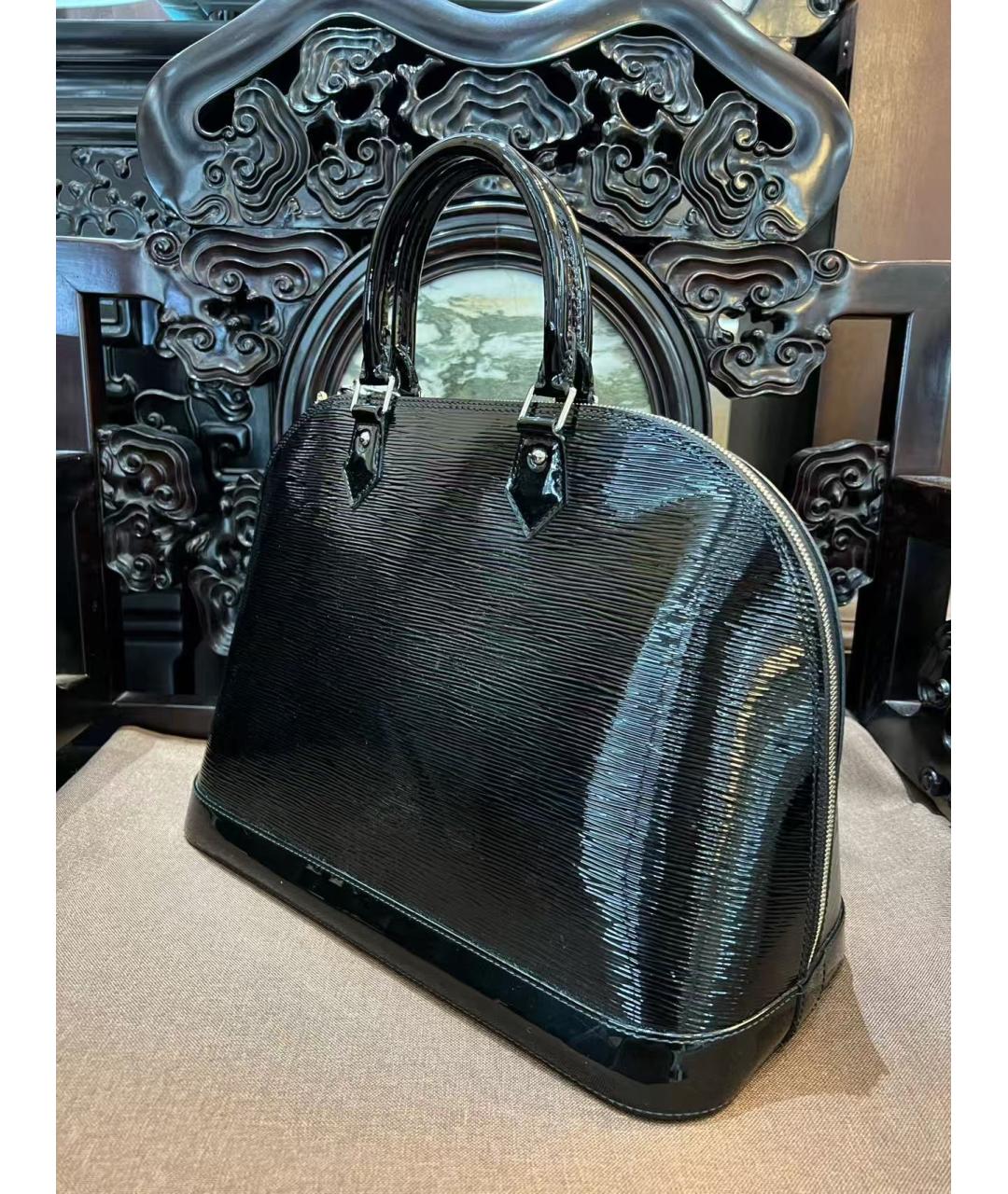 LOUIS VUITTON Черная бархатная сумка с короткими ручками, фото 3