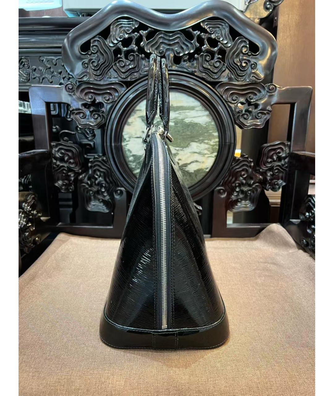 LOUIS VUITTON Черная бархатная сумка с короткими ручками, фото 4