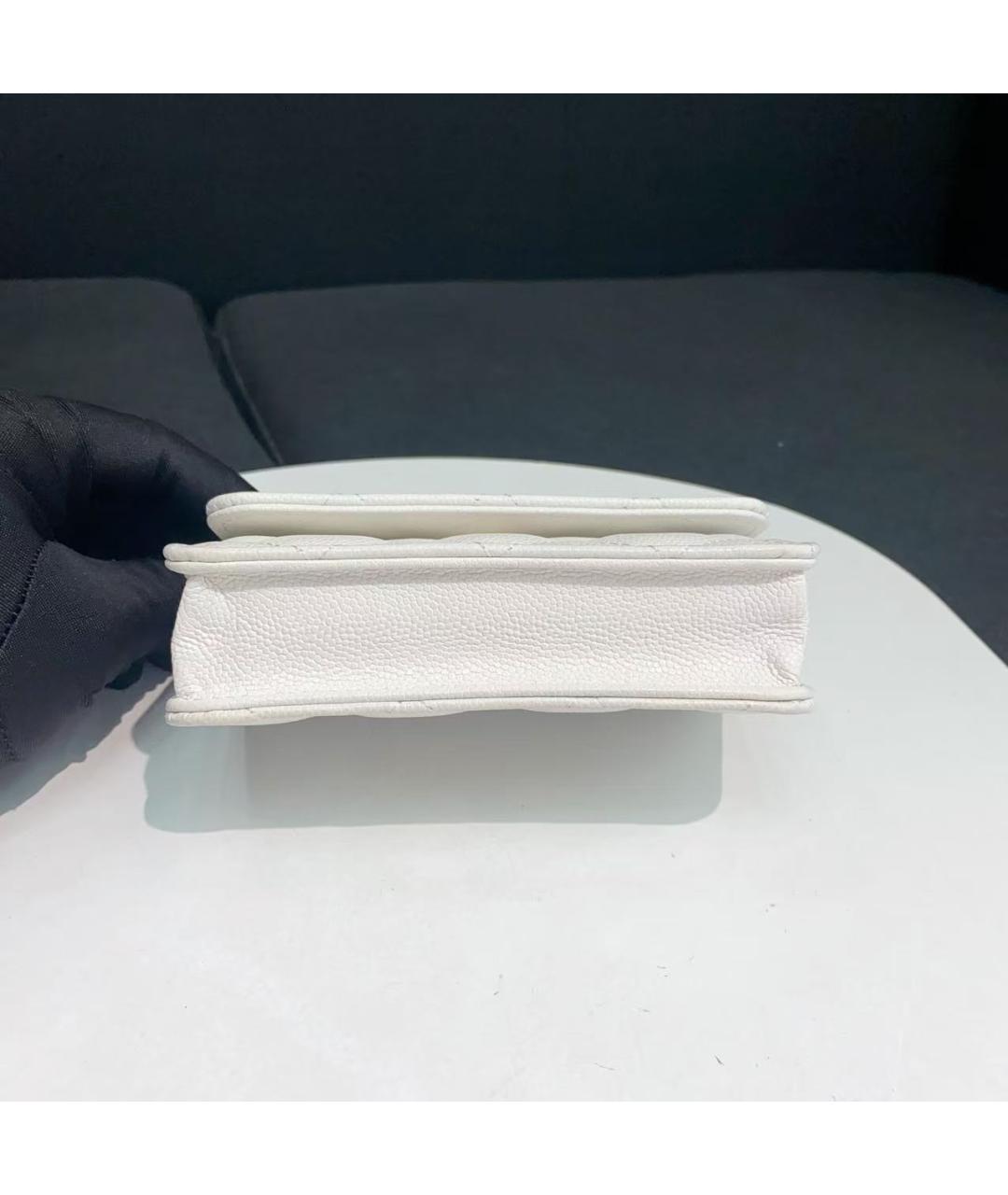 CHANEL Белая кожаная сумка через плечо, фото 4