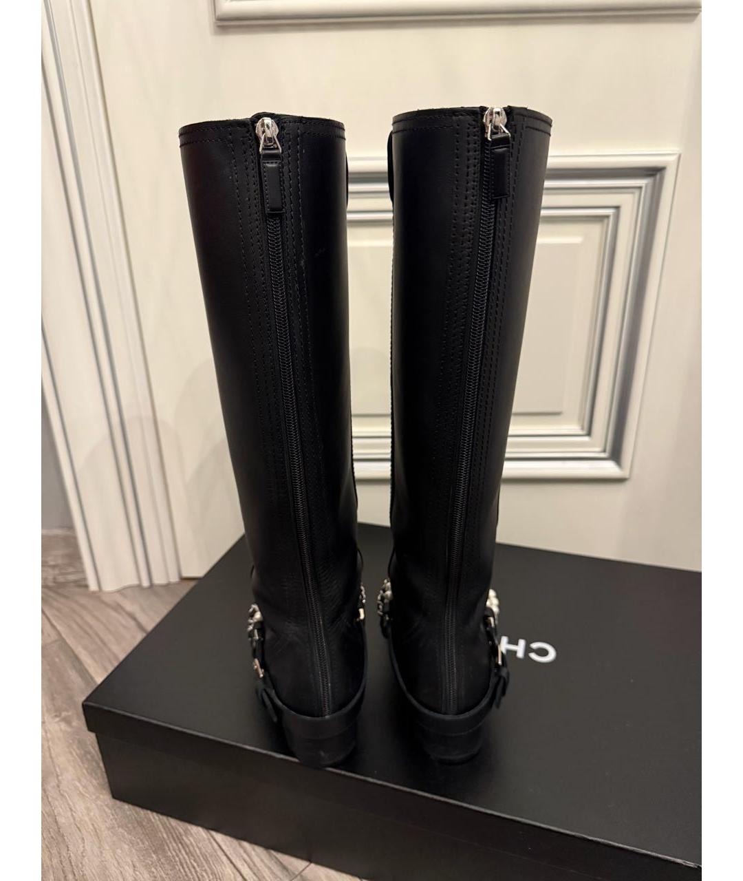 CHANEL Черные кожаные сапоги, фото 4