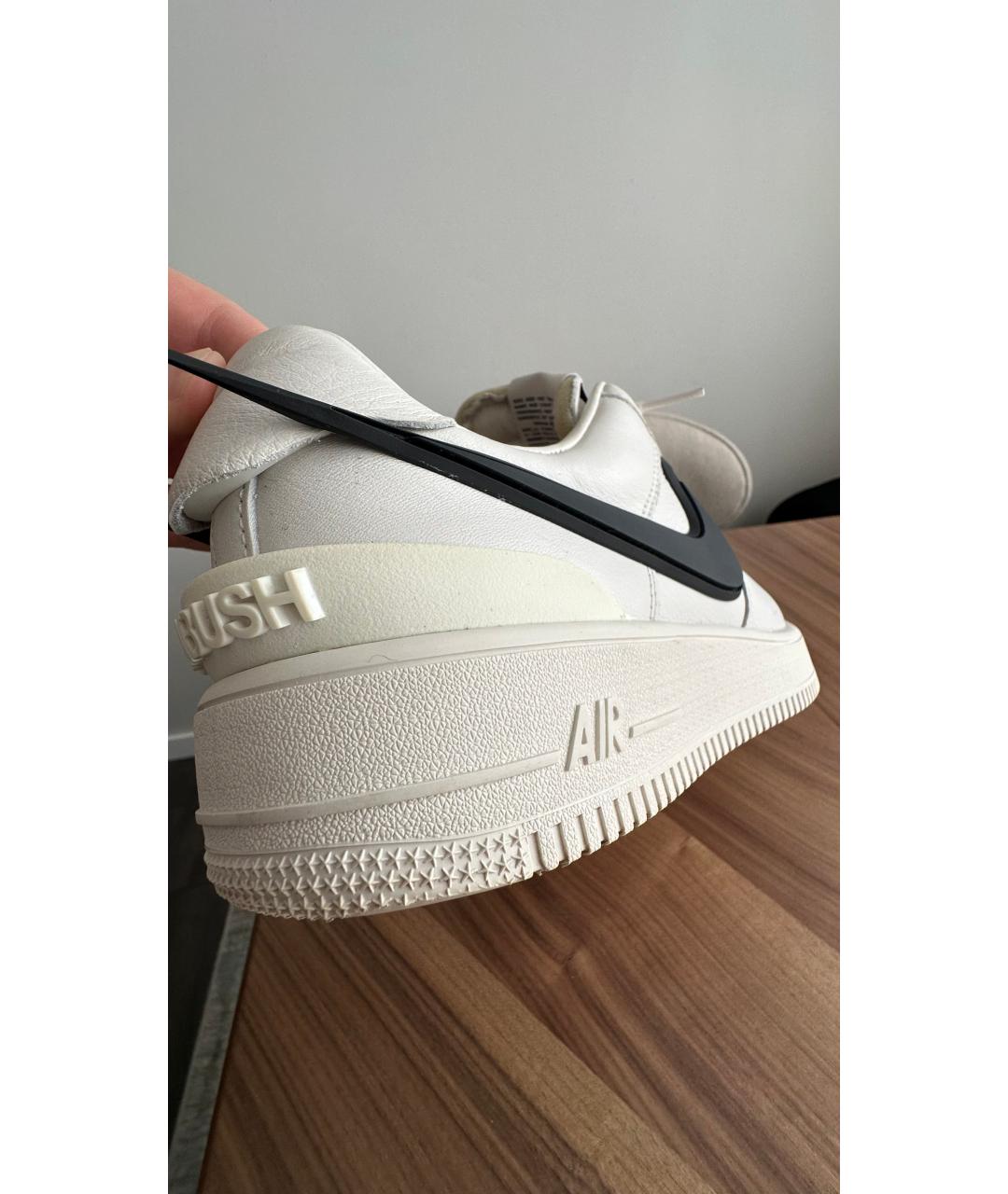 NIKE Белые кожаные низкие кроссовки / кеды, фото 5