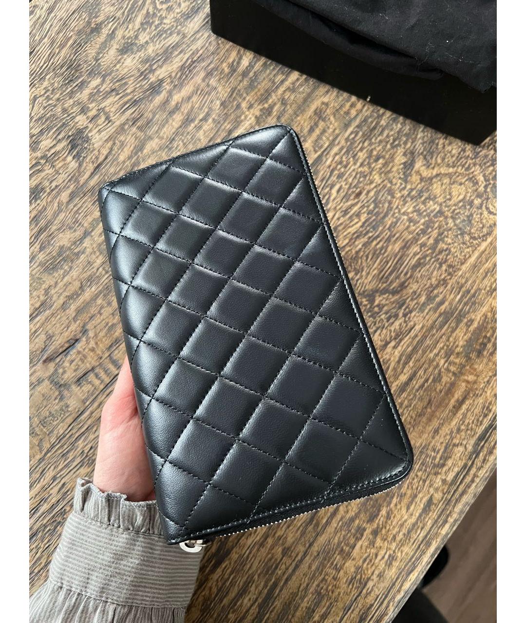 CHANEL Черный кожаный кошелек, фото 3