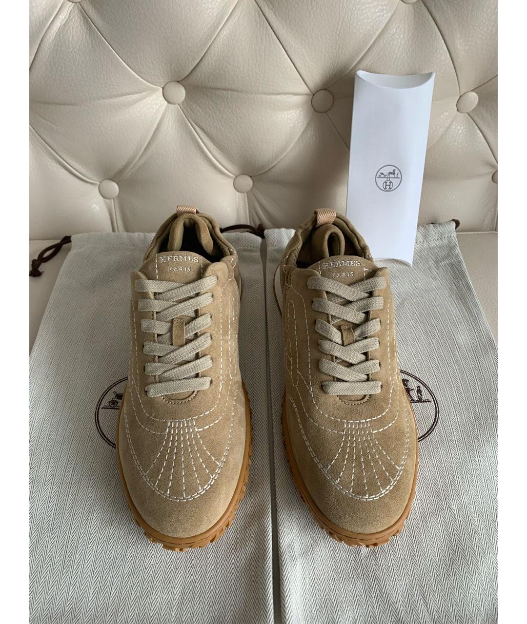 HERMES Бежевые замшевые кроссовки, фото 7