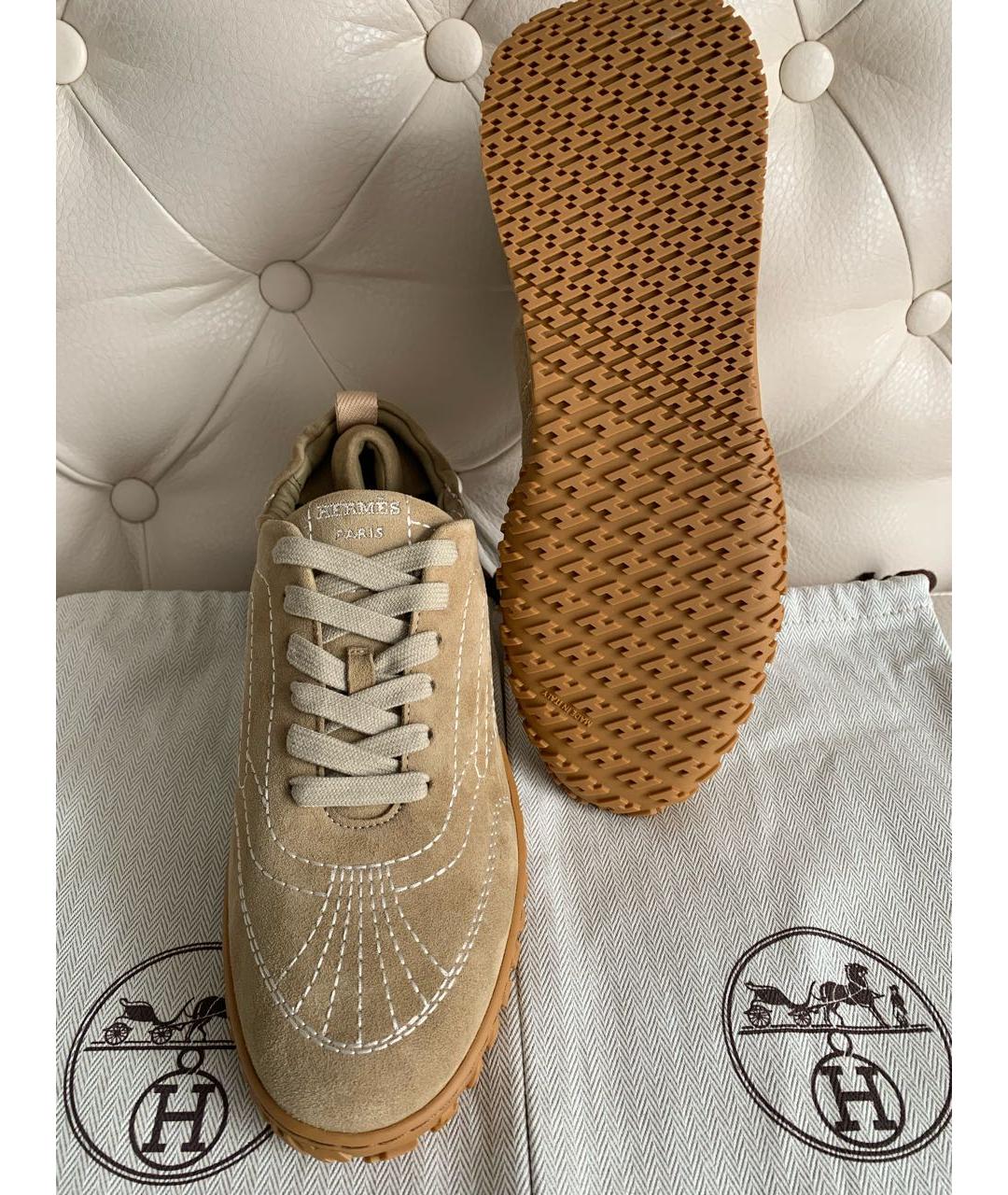 HERMES Бежевые замшевые кроссовки, фото 3