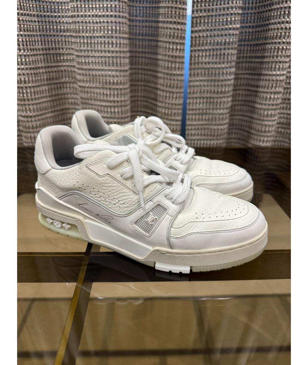 LOUIS VUITTON Белые кожаные кроссовки, фото 2