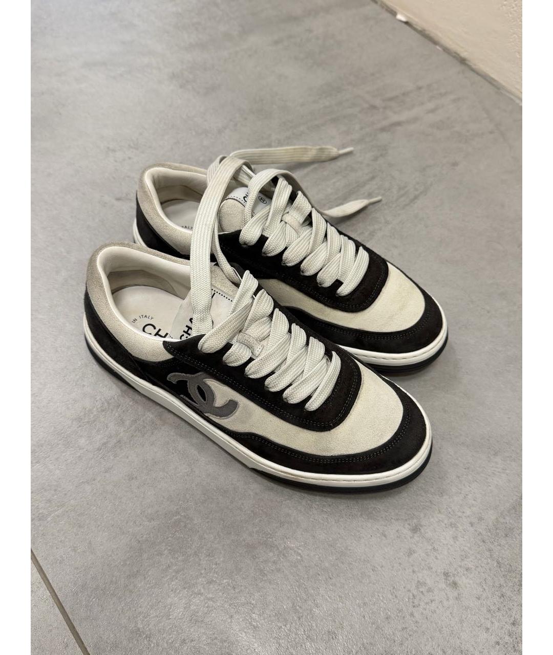 CHANEL Бежевые замшевые кеды, фото 4