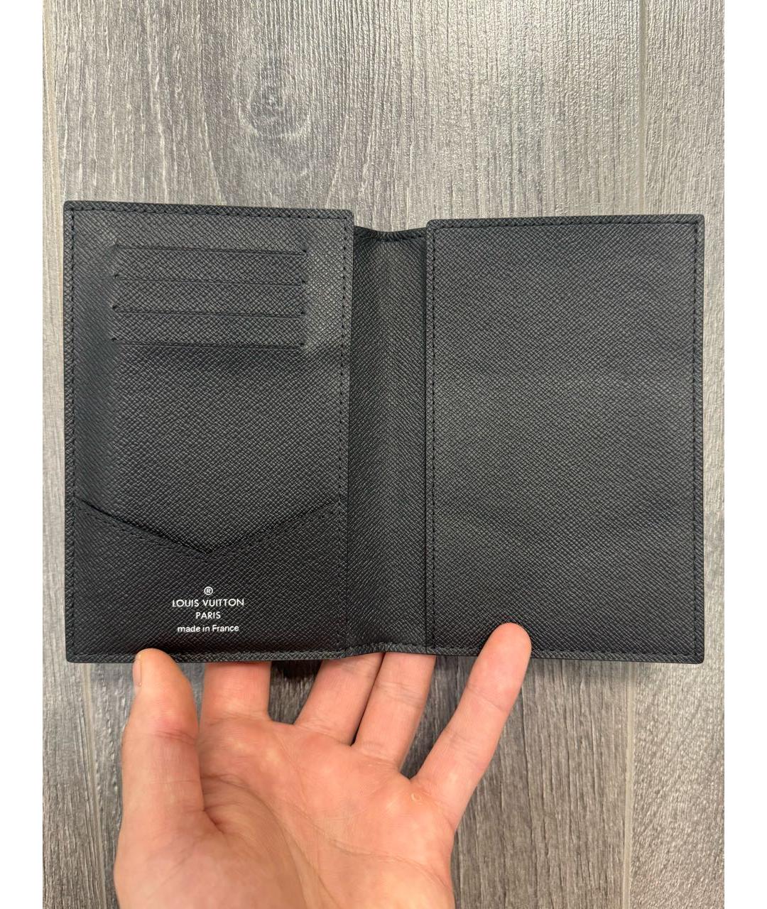 LOUIS VUITTON Черный кардхолдер, фото 4