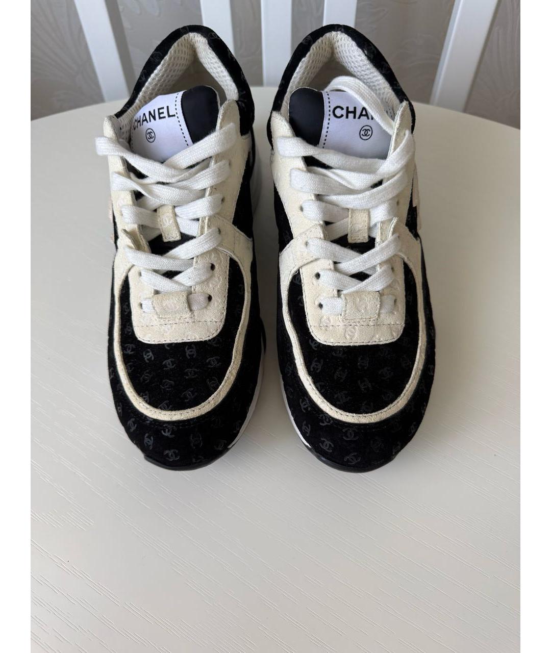 CHANEL Бежевые замшевые кроссовки, фото 2