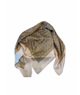 BURBERRY Платок