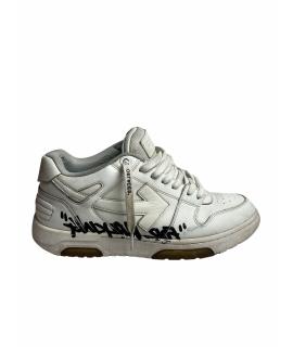 OFF-WHITE Низкие кроссовки / кеды