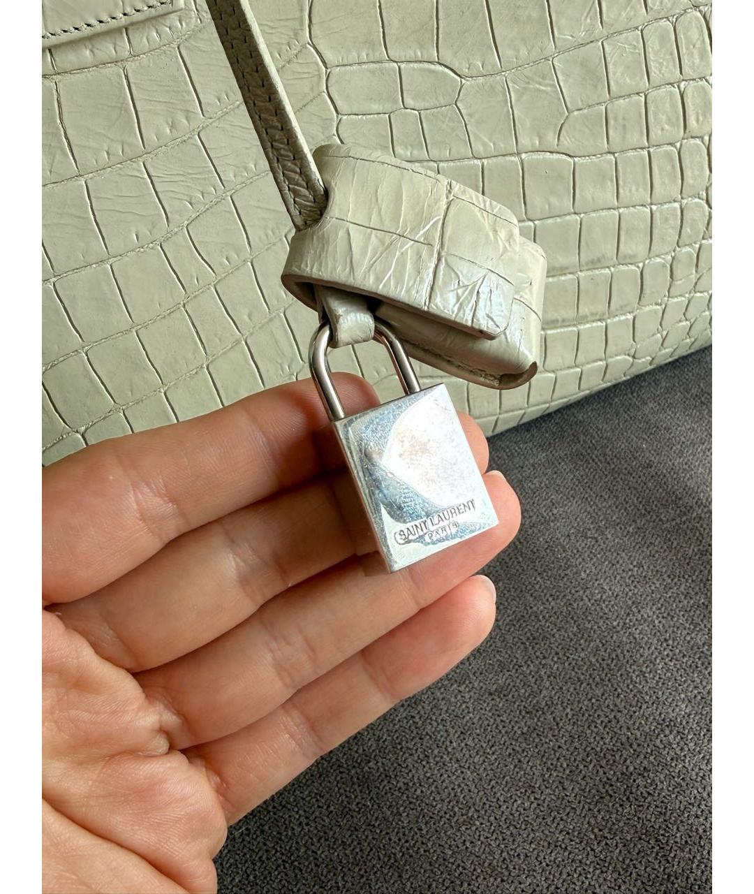 SAINT LAURENT Бежевая сумка с короткими ручками из экзотической кожи, фото 6