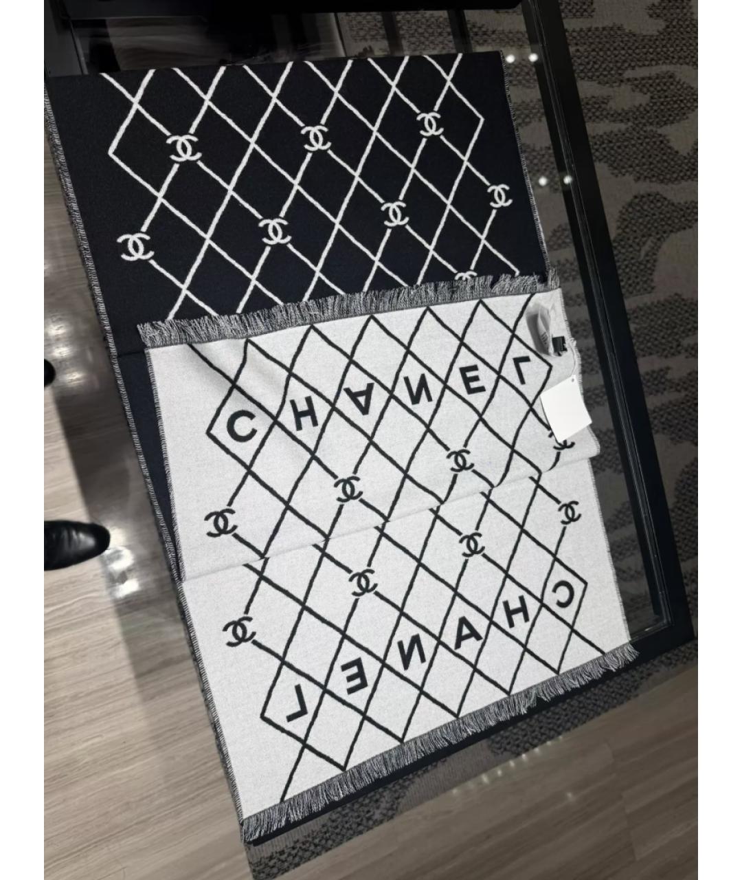 CHANEL Черный шерстяной шарф, фото 3