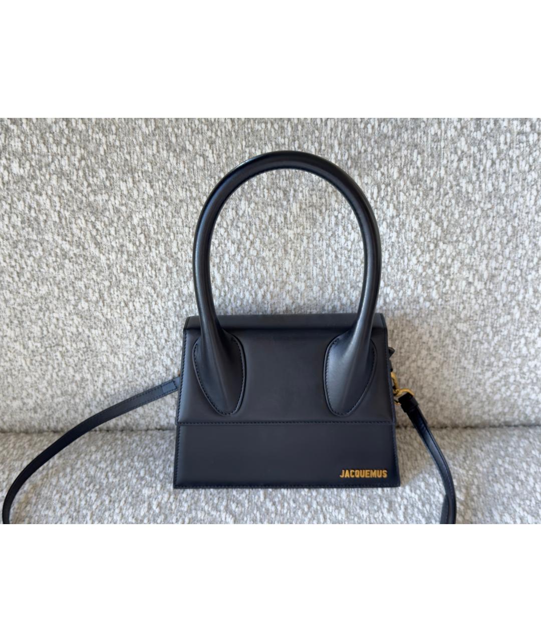 JACQUEMUS Черная кожаная сумка с короткими ручками, фото 10