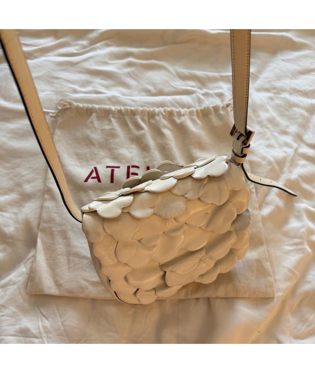 VALENTINO Белая кожаная сумка через плечо, фото 5