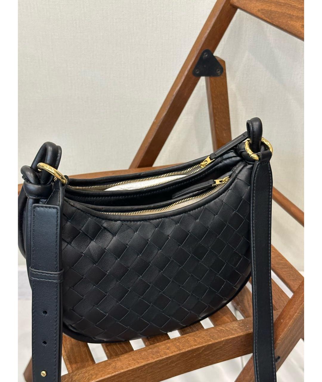 BOTTEGA VENETA Черная кожаная сумка через плечо, фото 5