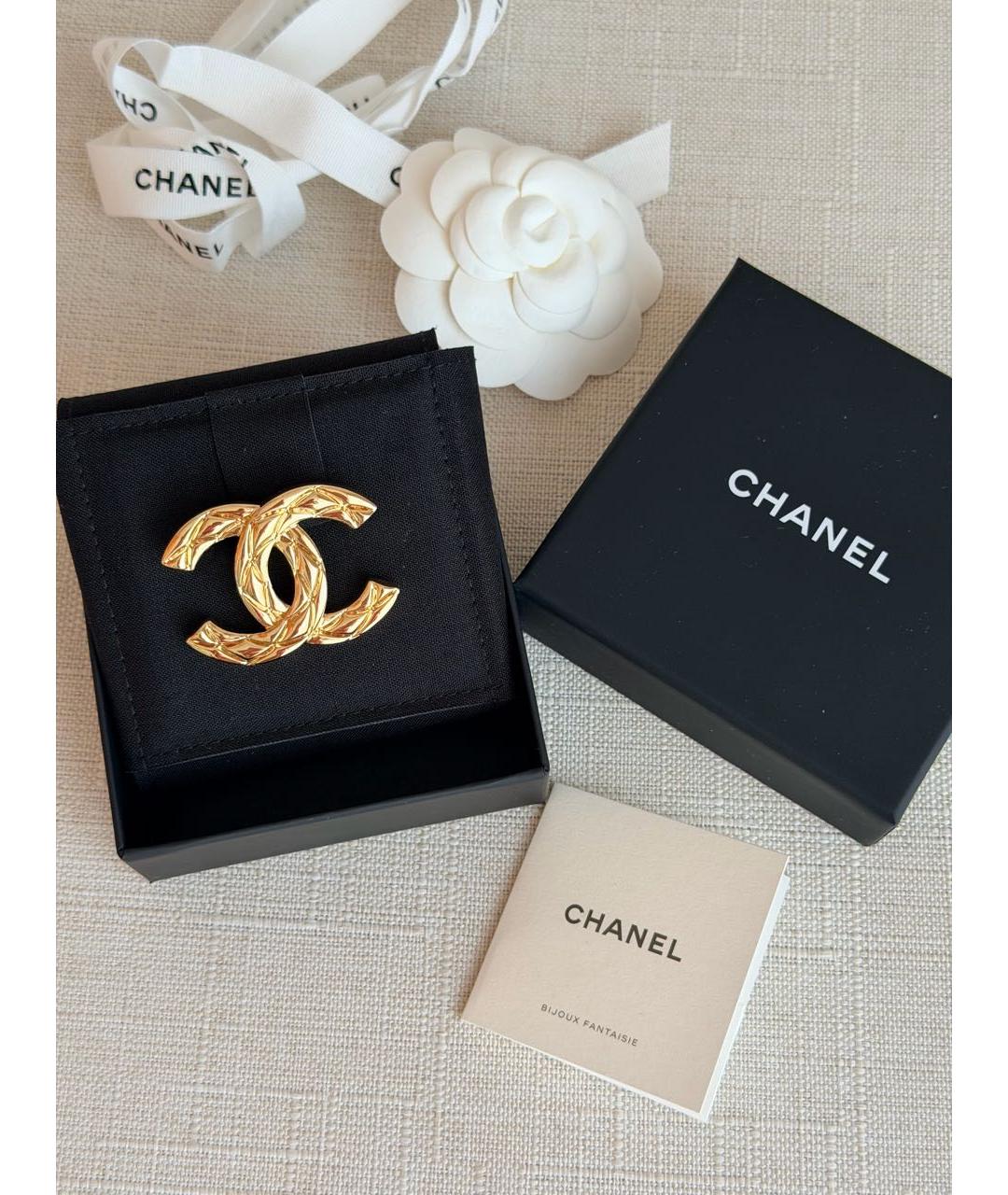 CHANEL Золотая металлическая булавка / брошь, фото 3
