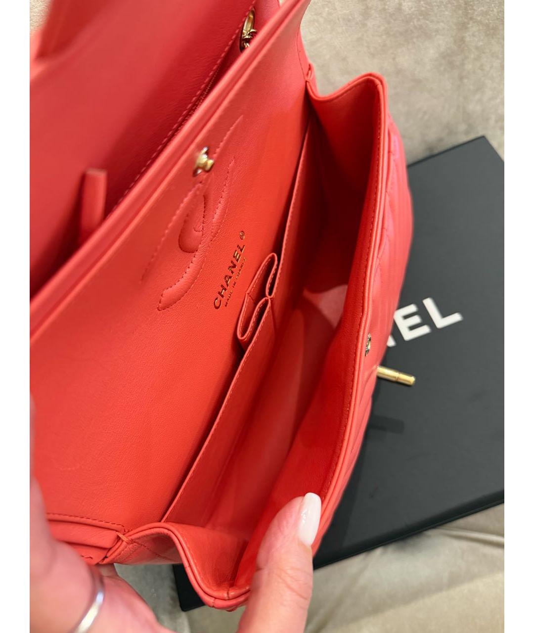 CHANEL Коралловая кожаная сумка через плечо, фото 4