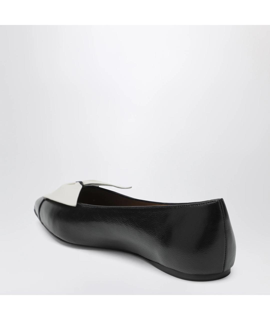 FERRAGAMO Черные кожаные балетки, фото 2