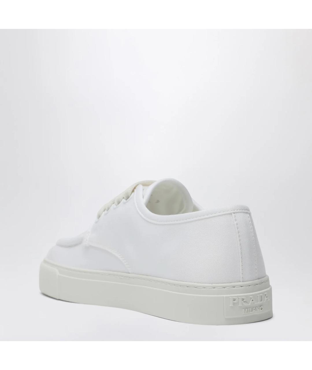 PRADA Белые текстильные низкие кроссовки / кеды, фото 2