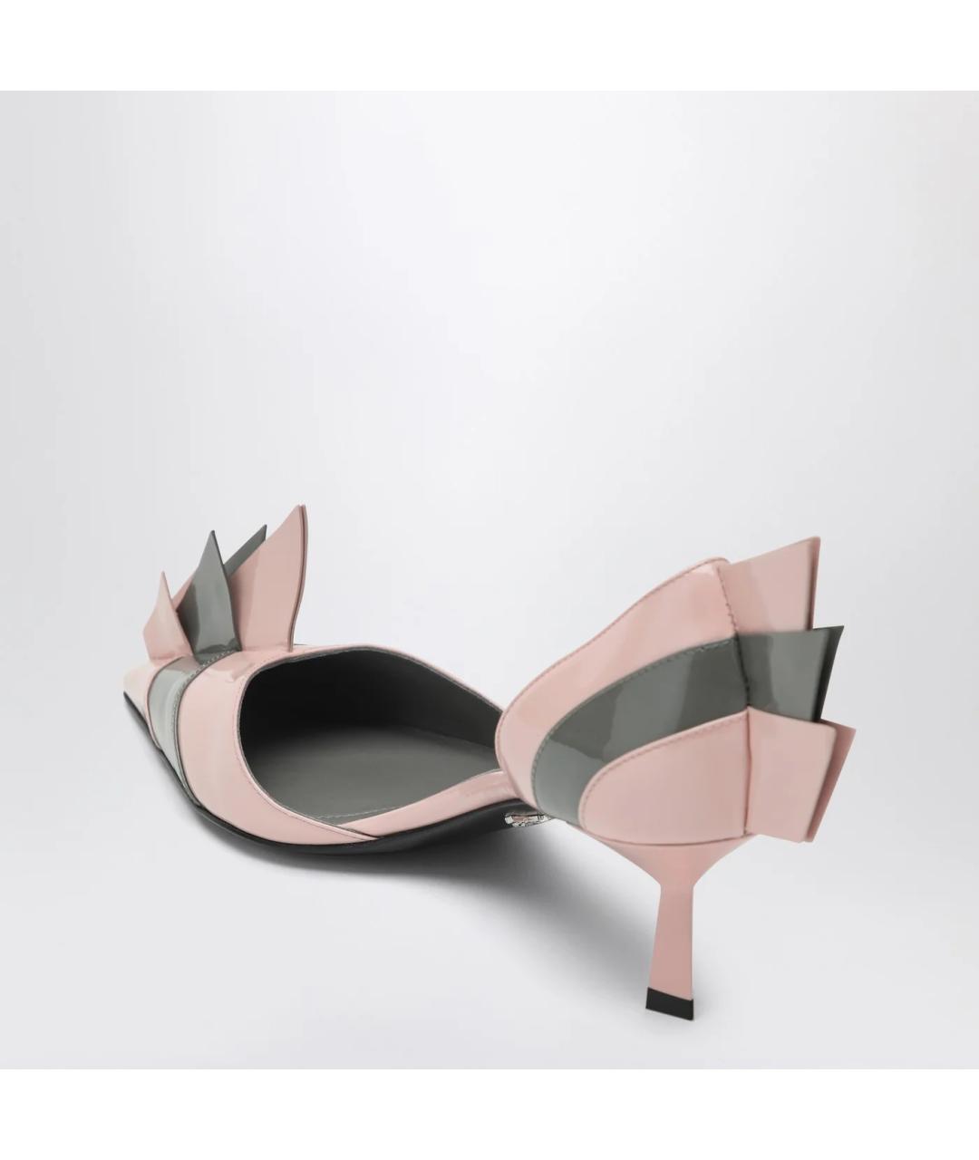PRADA Розовые лодочки на низком каблуке из лакированной кожи, фото 2