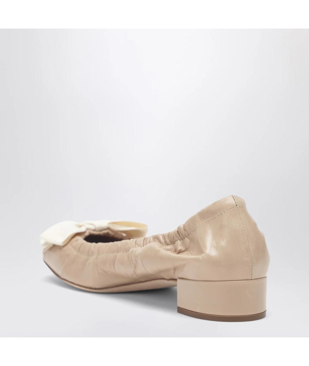 PRADA Бежевые кожаные балетки, фото 2