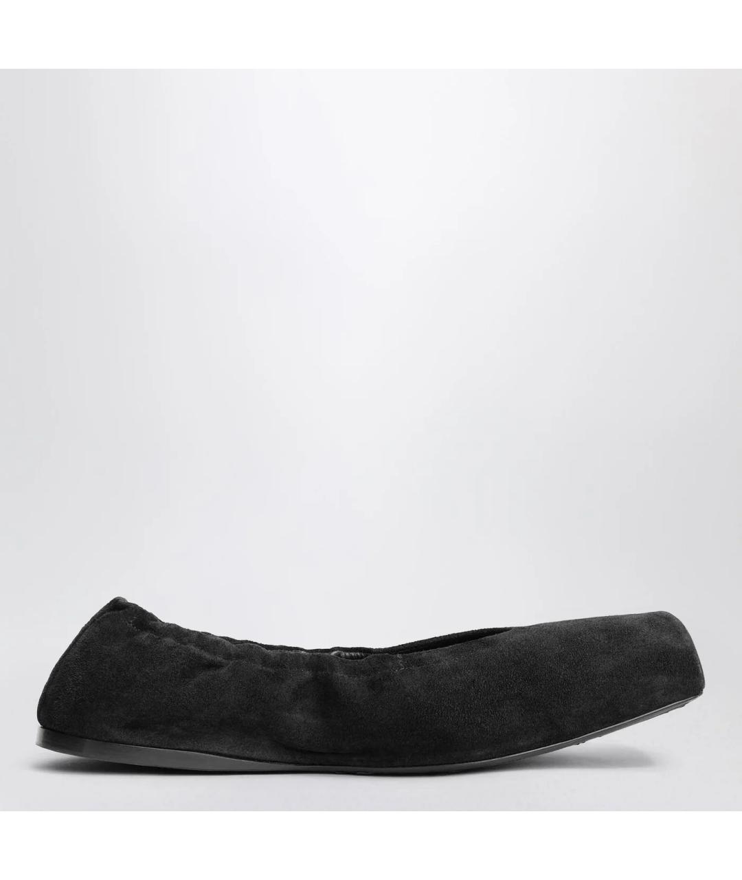 ALAIA Черные замшевые балетки, фото 3