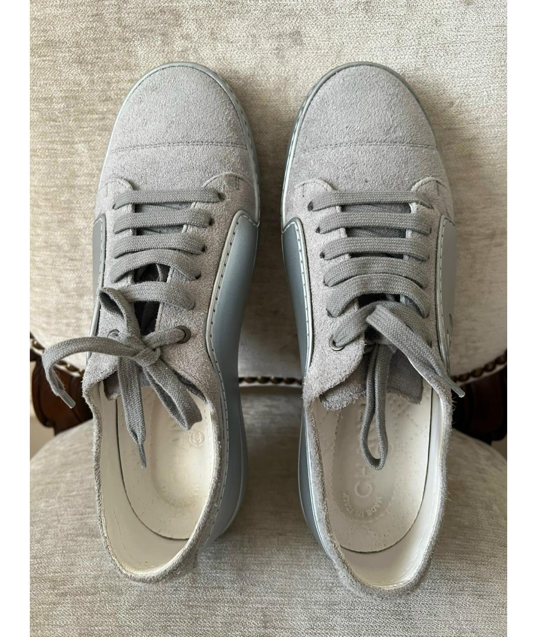 CHANEL Серебряные кожаные кеды, фото 3