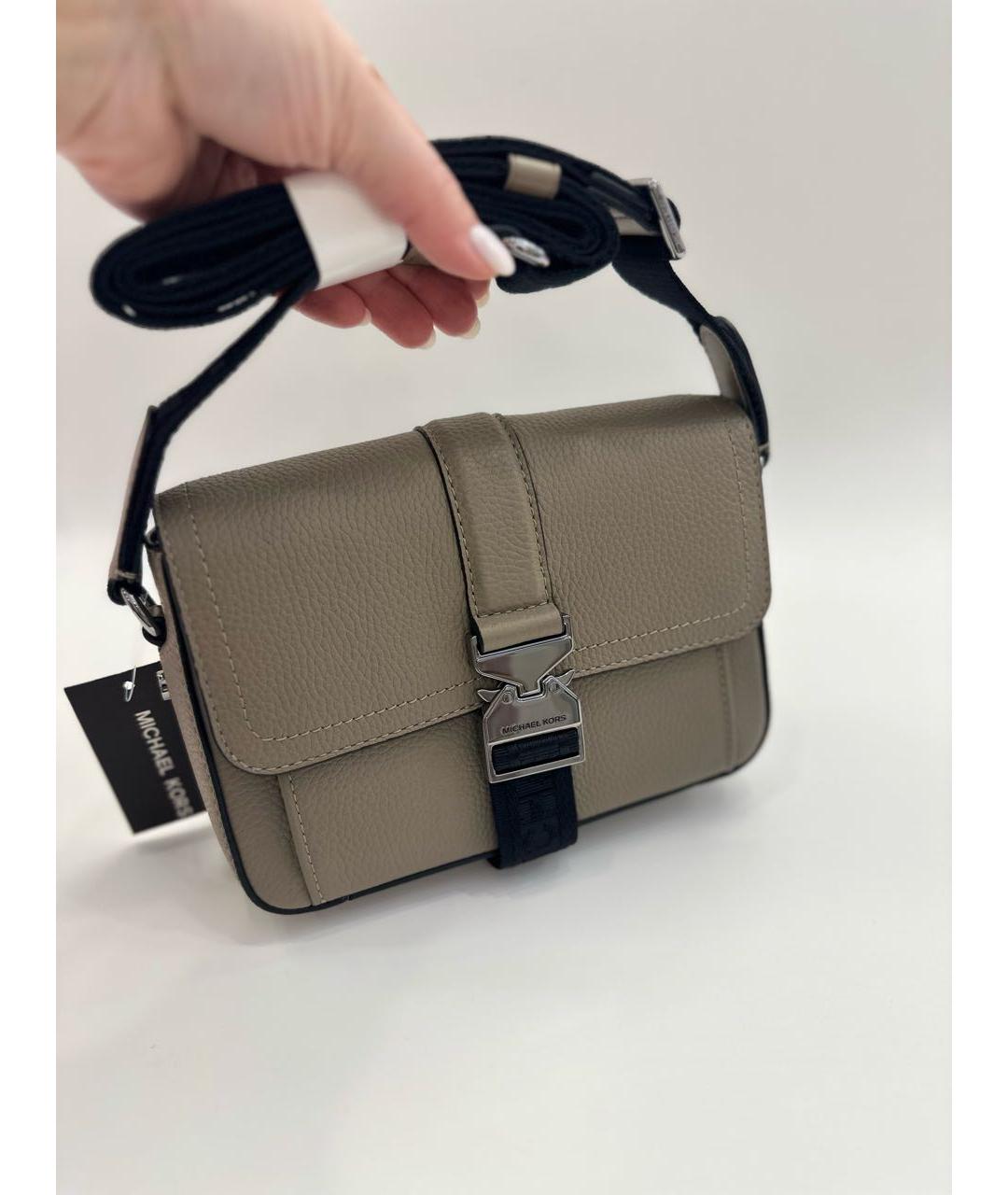 MICHAEL KORS Бежевая кожаная сумка на плечо, фото 3