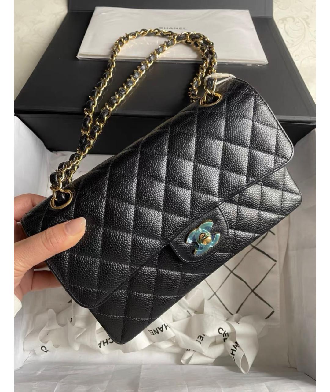 CHANEL Черная кожаная сумка через плечо, фото 3