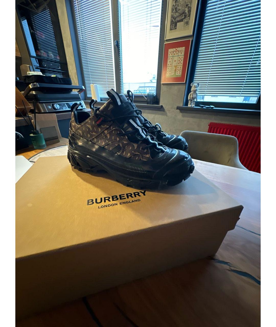 BURBERRY Коричневые кожаные кроссовки, фото 5