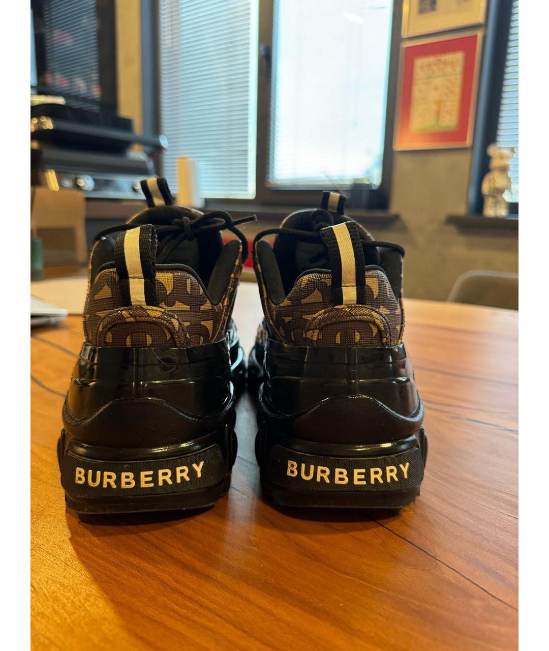 BURBERRY Коричневые кожаные кроссовки, фото 4